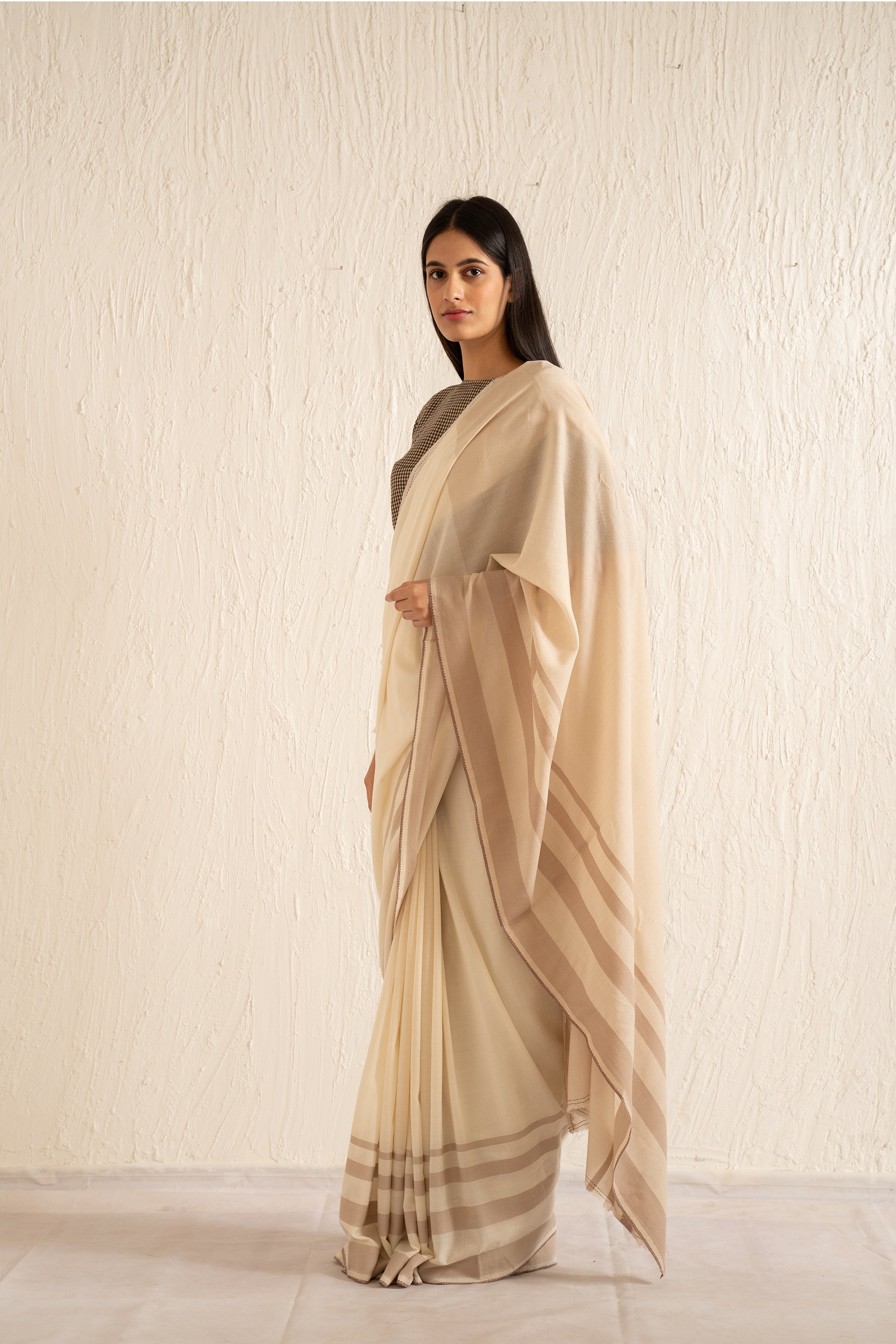 WOOLEN SAREE WITH STRIPES