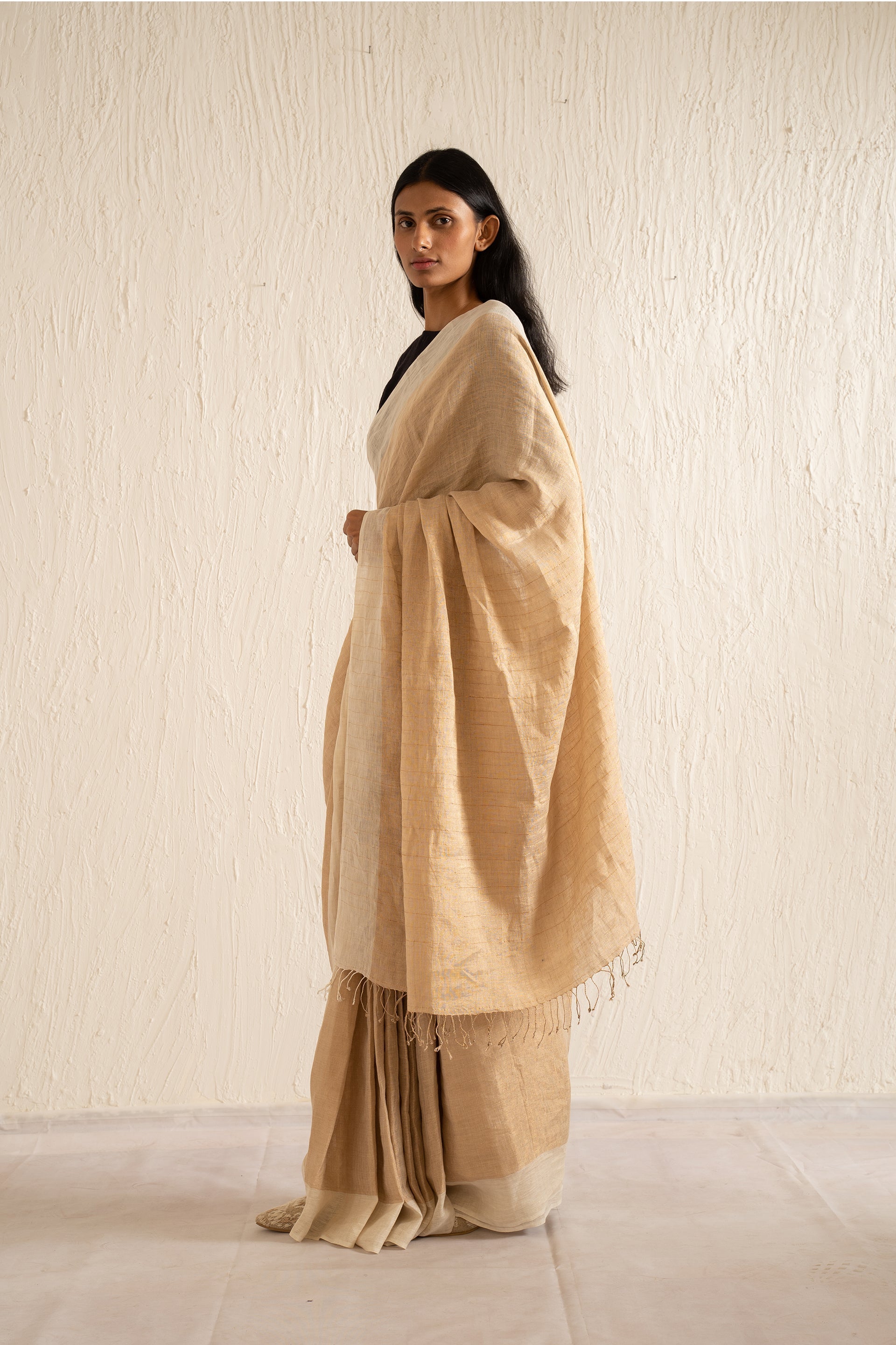LINEN SAREE WITH ZARI STRIPES