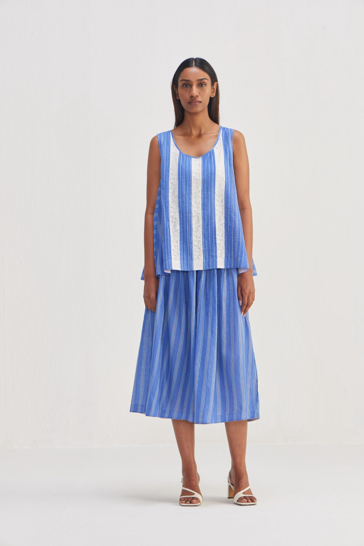 CLOE TOP