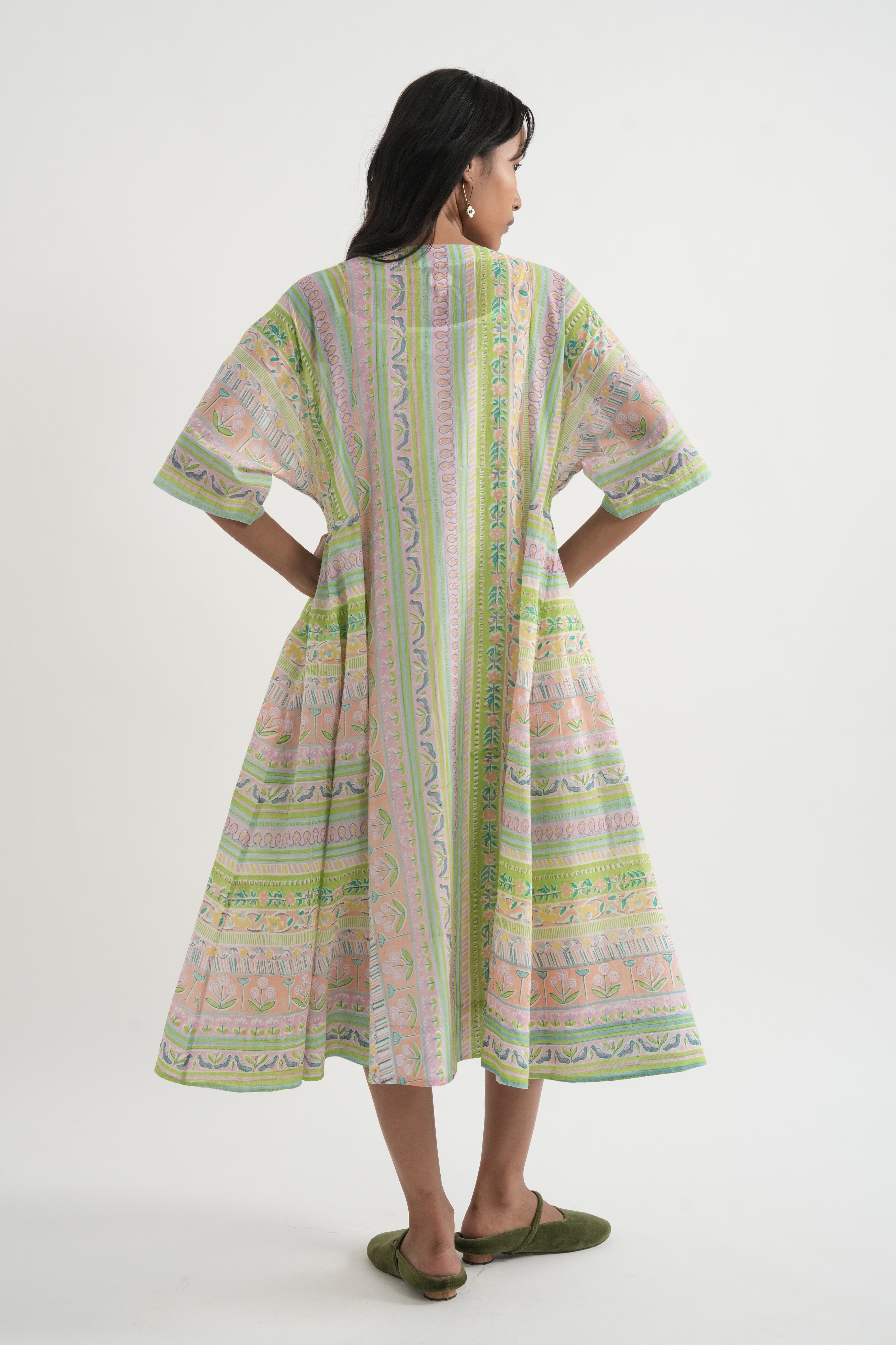 NEAT DRESS