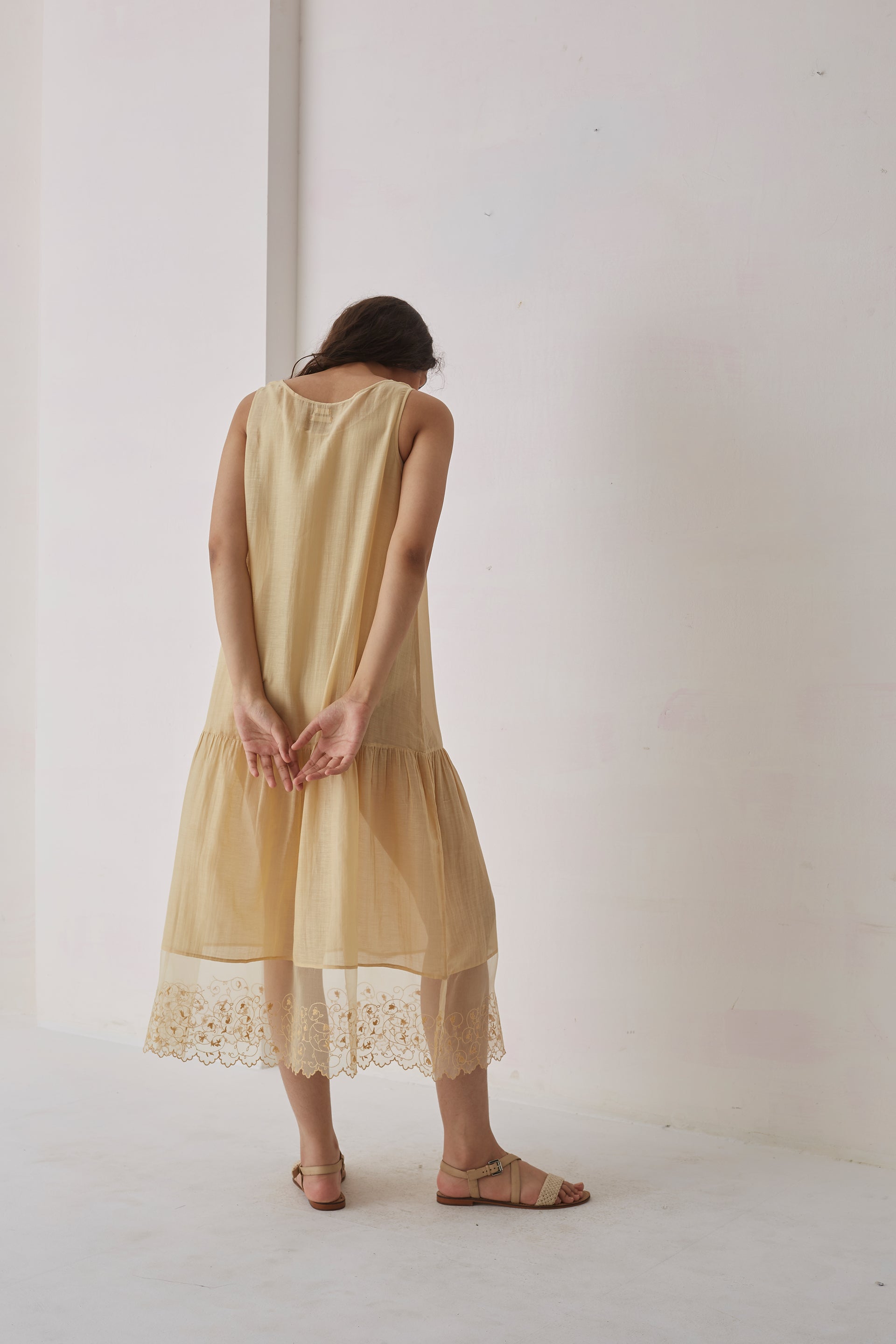 COTTON SILK UNDERLAYER WITH ORGANZA