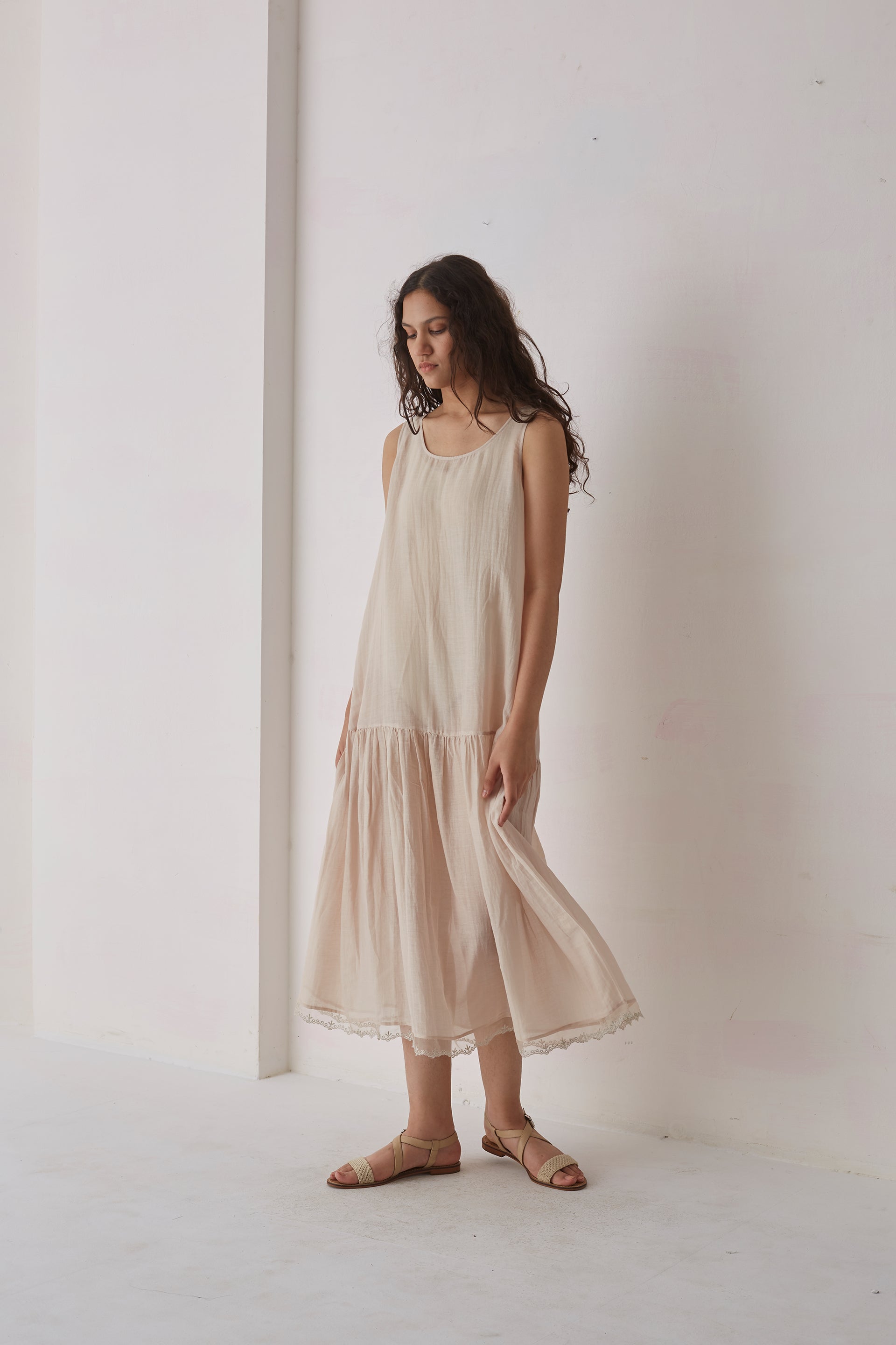 COTTON SILK UNDERLAYER WITH ORGANZA