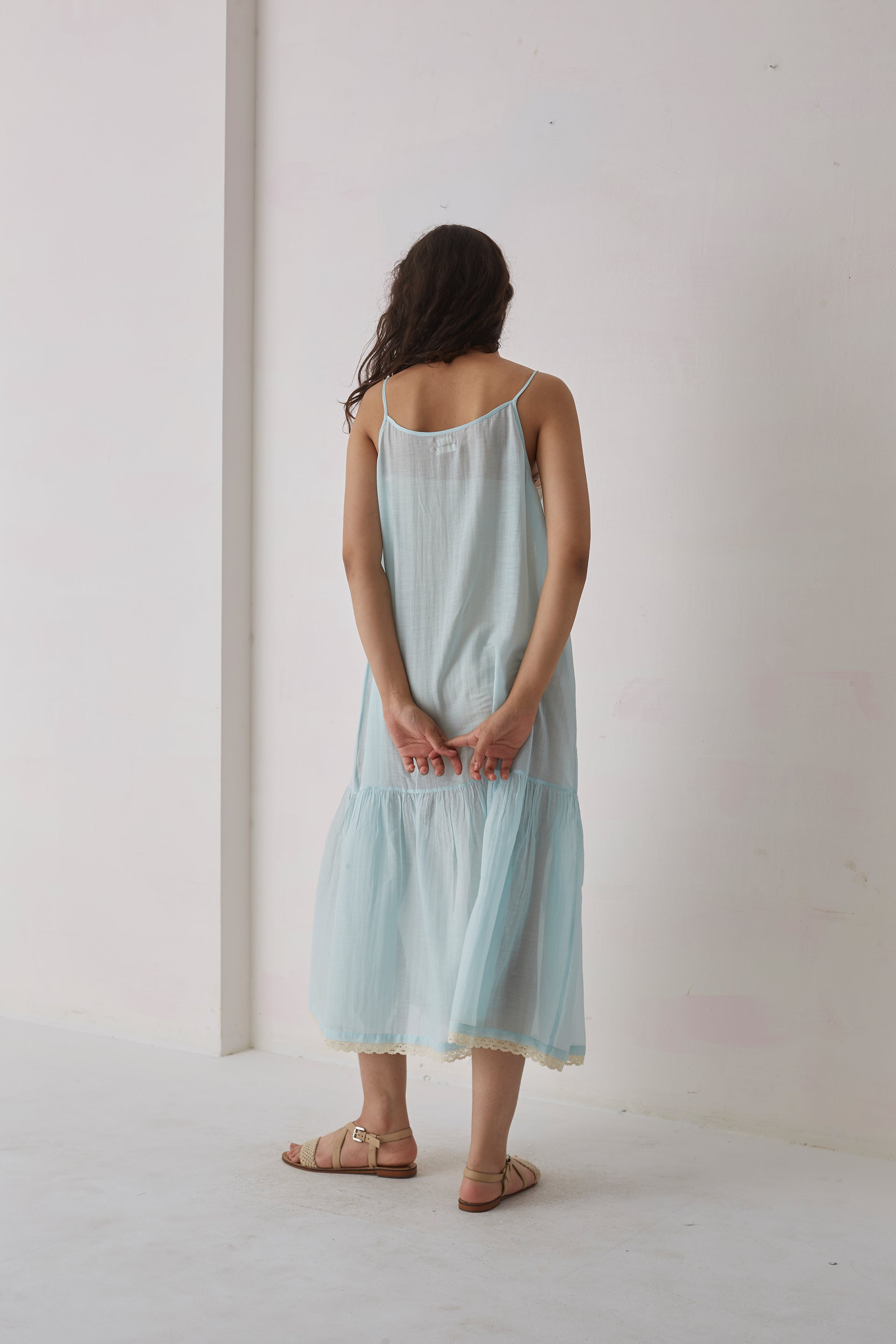 COTTON SILK UNDERLAYER WITH LACE