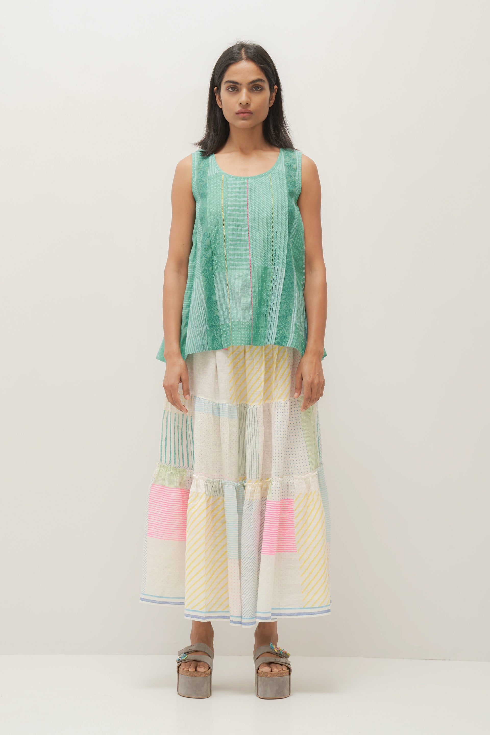 CLOE TOP