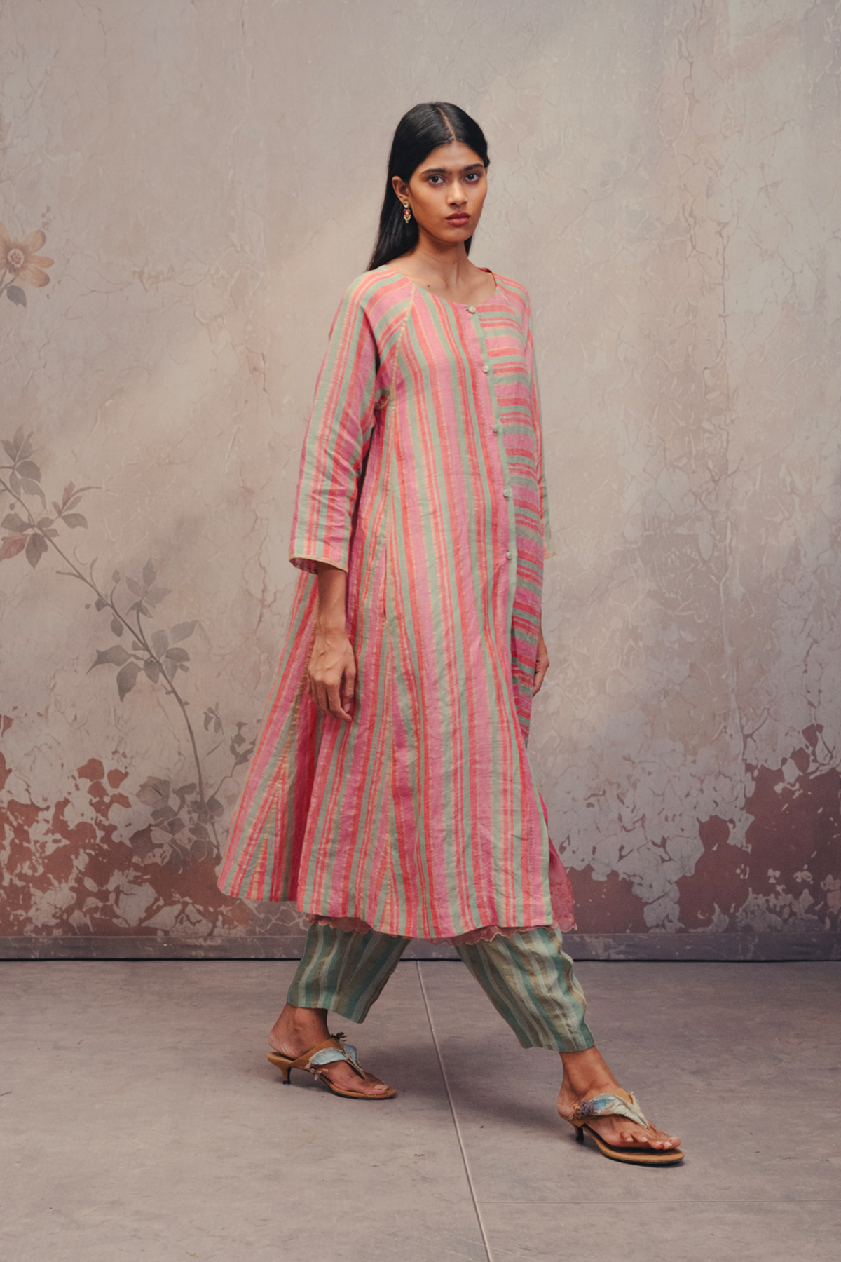 PEMA AND TYRA SET