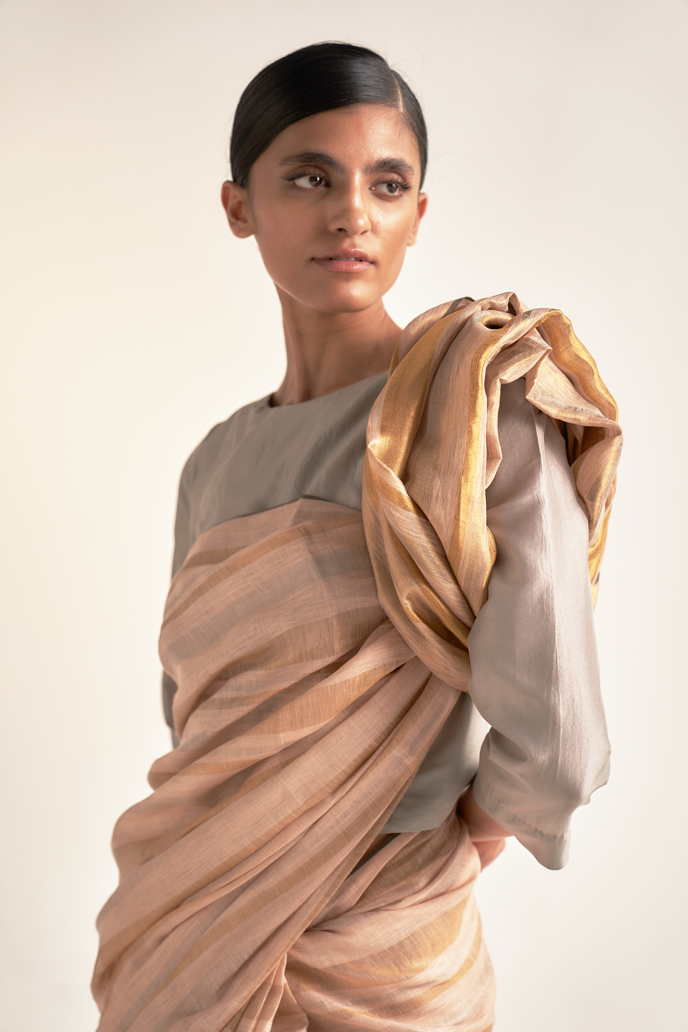 ORELIS SAREE