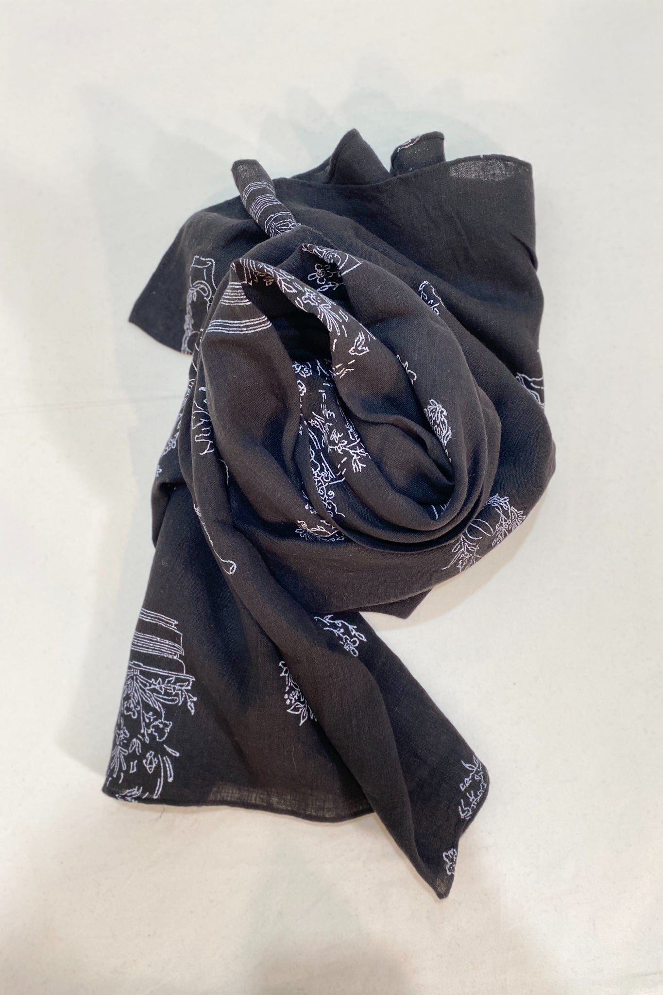 BLACK STOLE