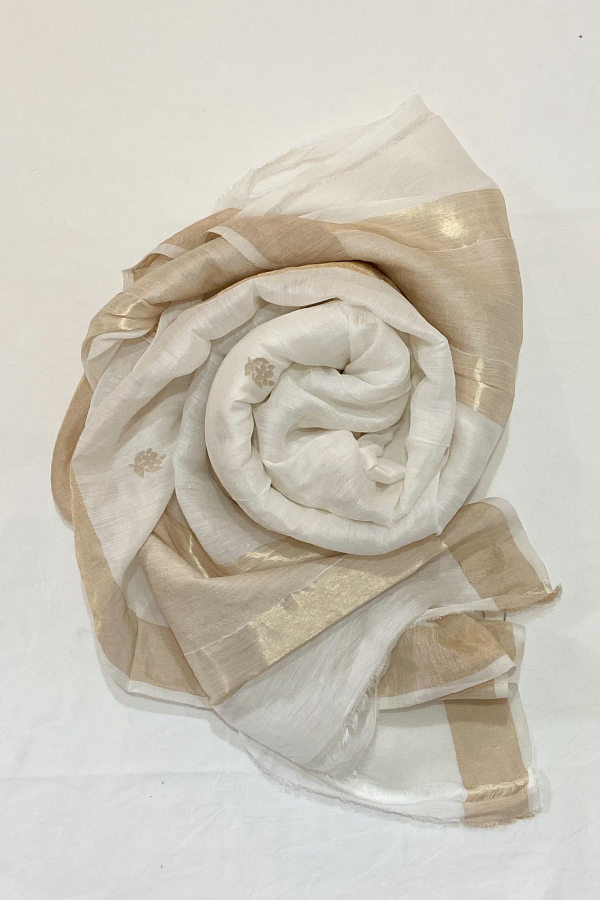 WHITE STOLE