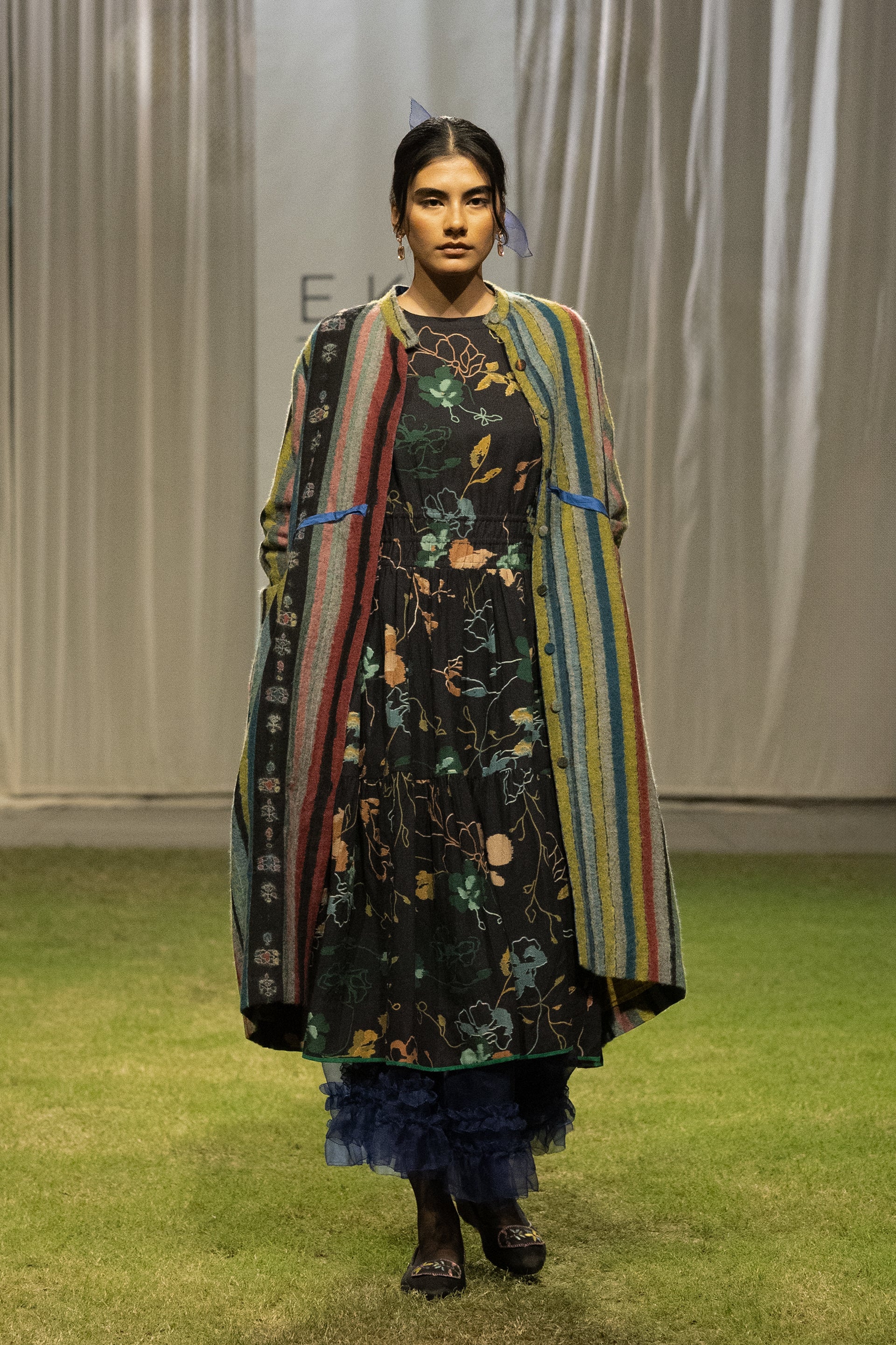 LOOK 43