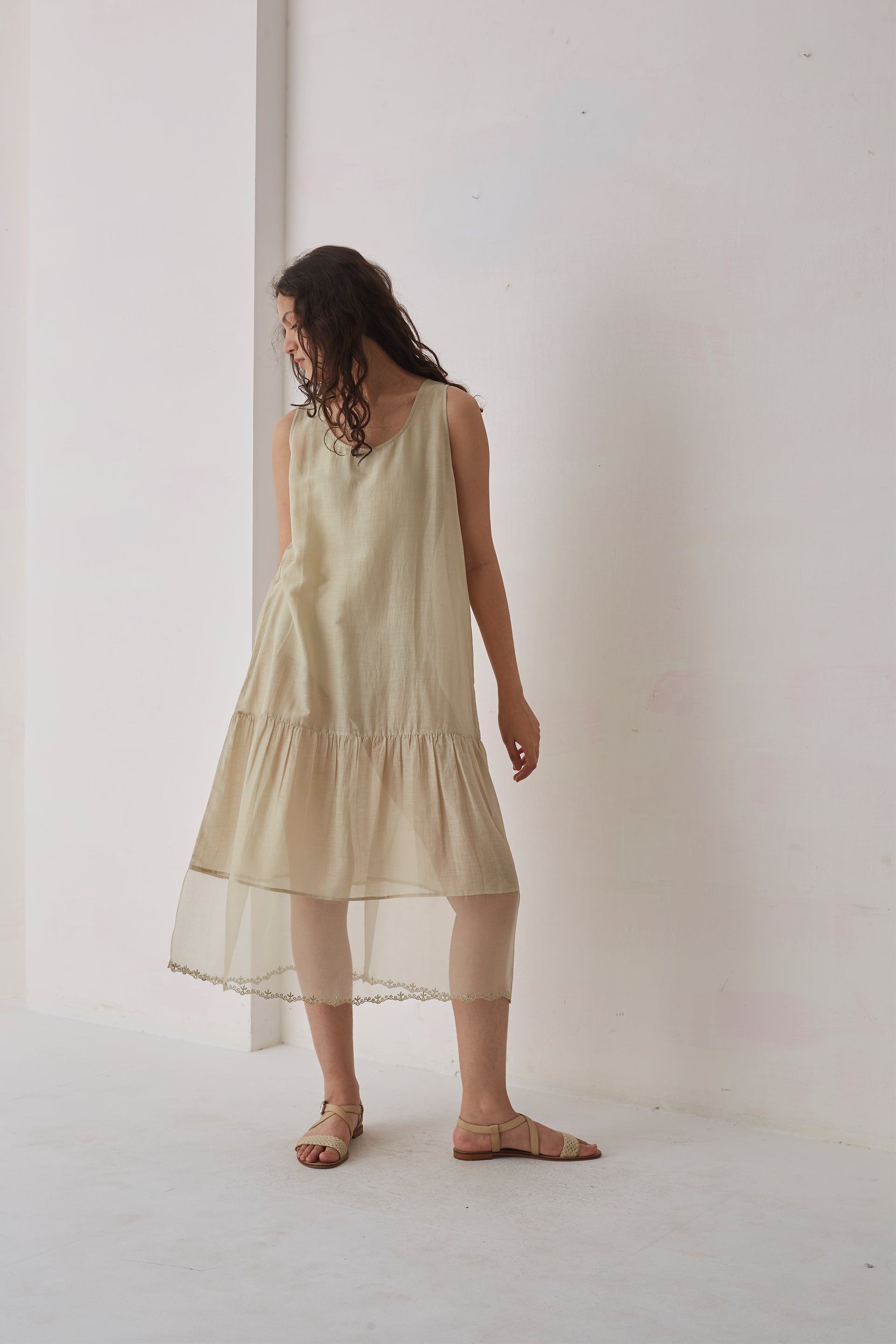 COTTON SILK UNDERLAYER WITH ORGANZA