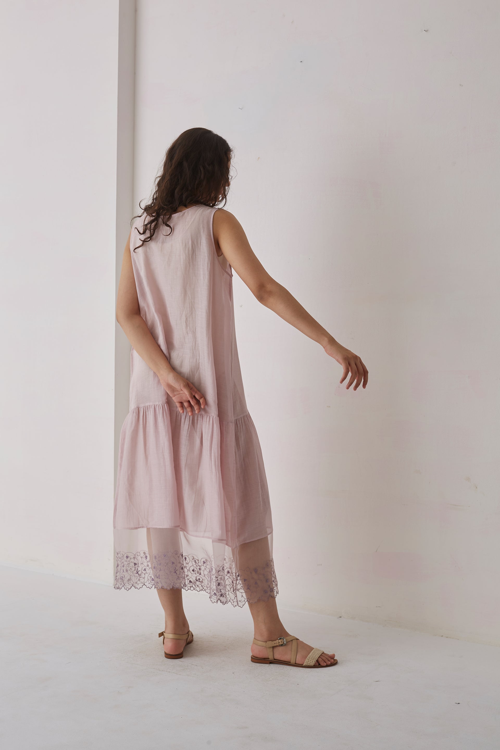 COTTON SILK UNDERLAYER WITH ORGANZA