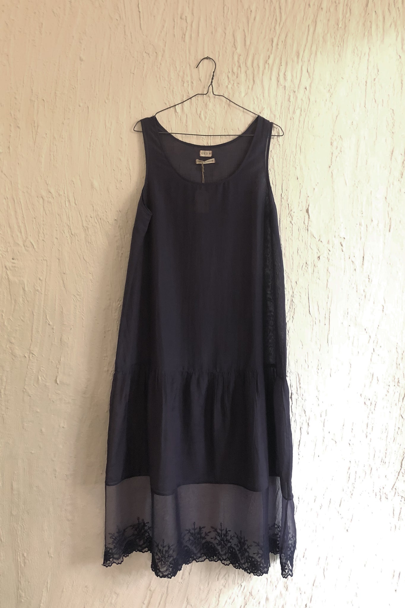 COTTON SILK UNDERLAYER WITH ORGANZA